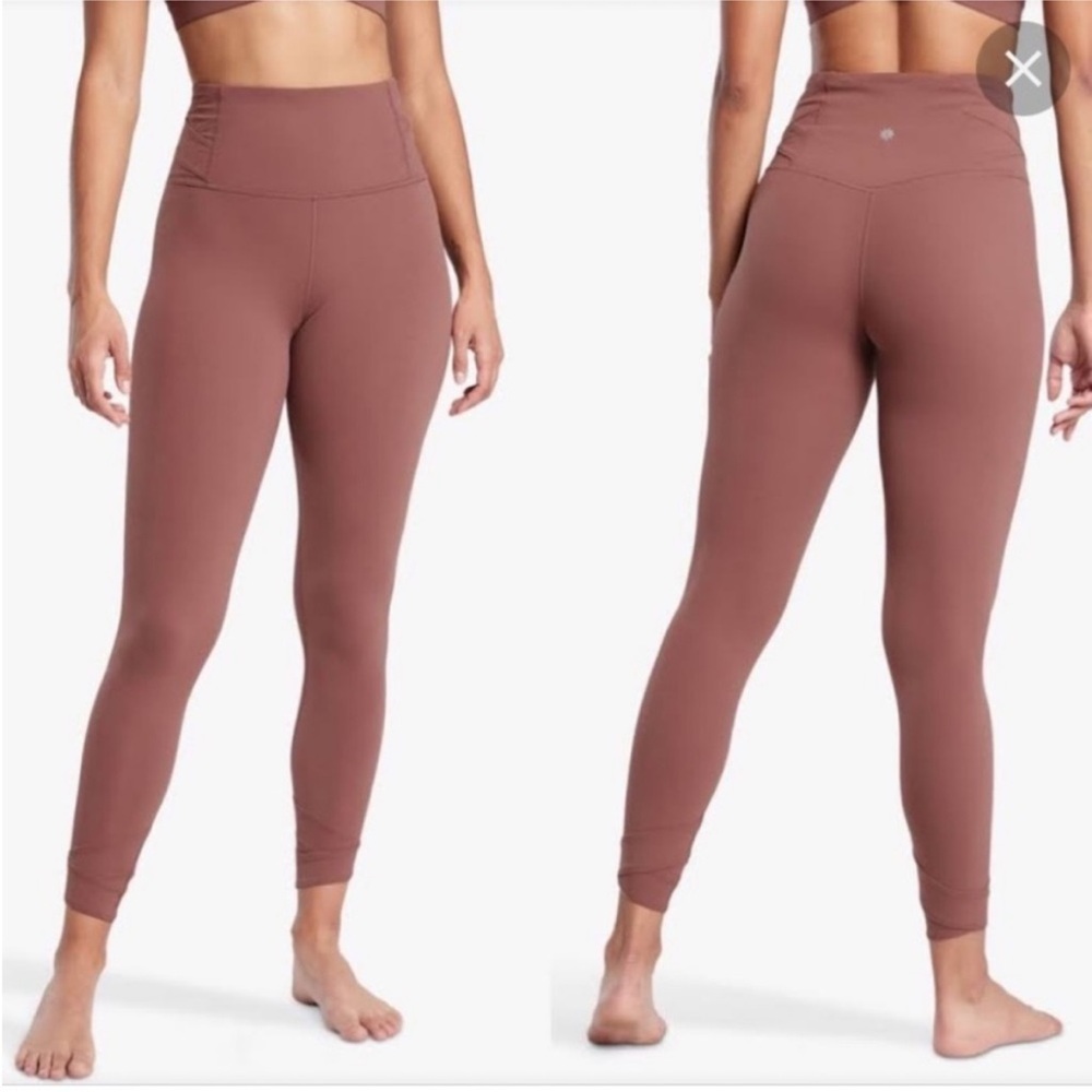 Athleta elation pirouette 7/8 tight - detailed waistline and ankle - Size S